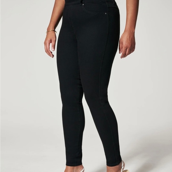 SPANX Ankle Skinny Jeans - Picture 2 of 9